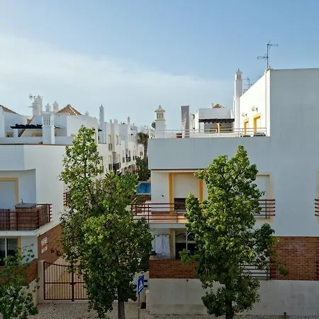 Apartmán De Tavira Gomeira, 2 Bedroom, 3 Terraced Penthouse With Seaview, 300m From The Sea Cabanas De Tavira
