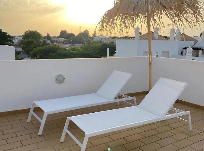 Apartman De Tavira Gomeira, 2 Bedroom, 3 Terraced Penthouse With Seaview, 300m From The Sea