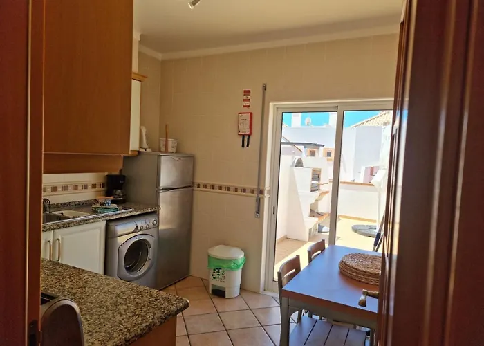 شقة De Tavira Gomeira, 2 Bedroom, 3 Terraced Penthouse With Seaview, 300m From The Sea *